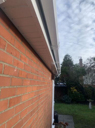 cleaning-upvc-guttering-project-hanson-roofing-10