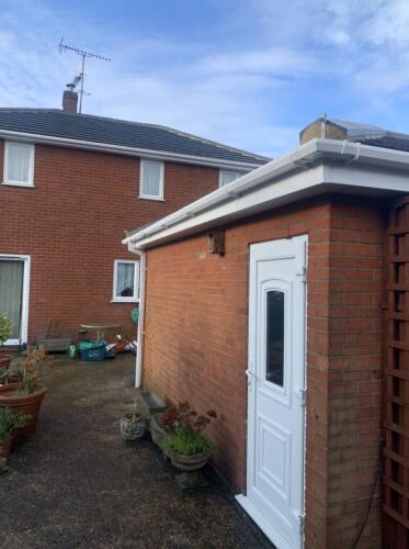 cleaning-upvc-guttering-project-hanson-roofing-11